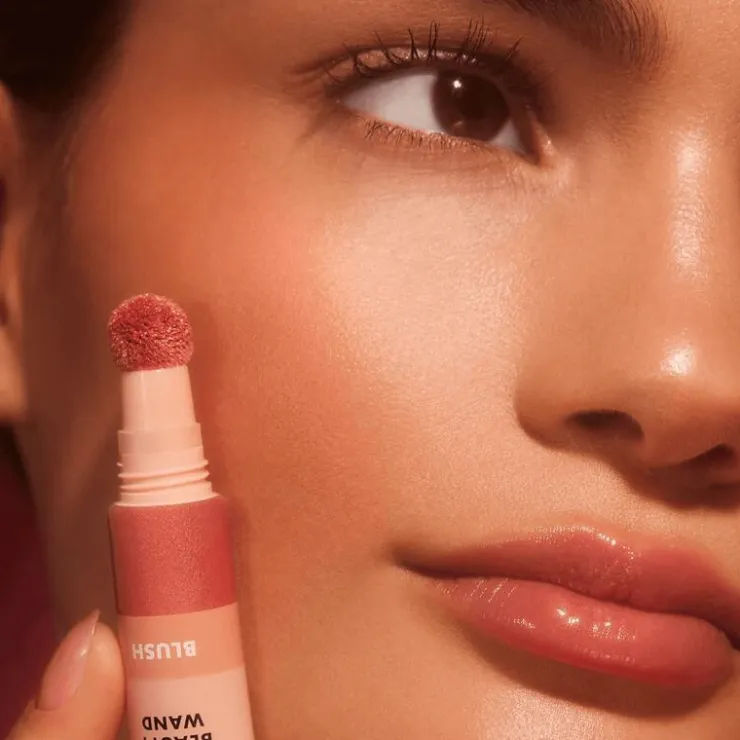 e.l.f. Halo Glow Blush Beauty Wand