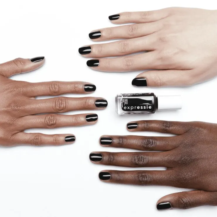 Essie Expr Nagellak Zwart 10 ML