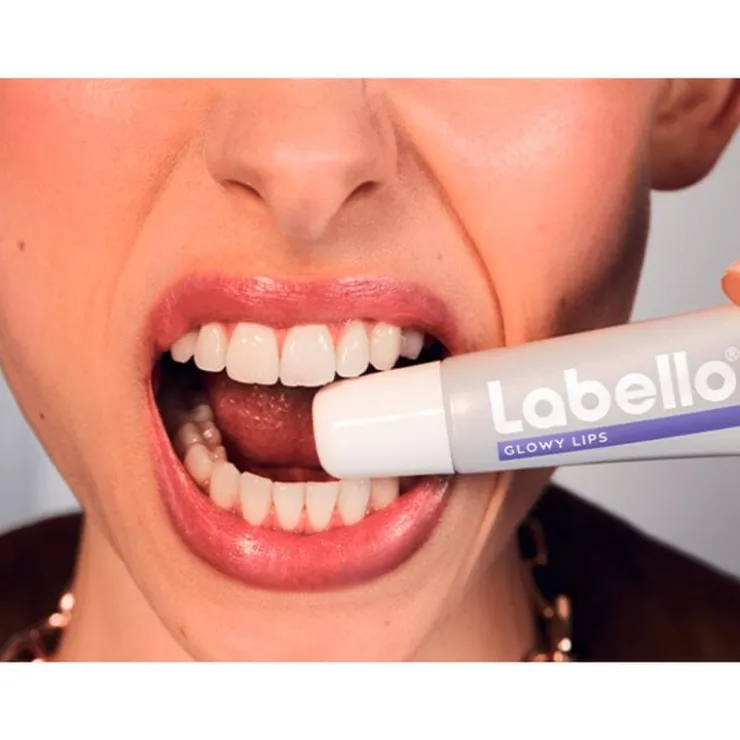 Labello Glowy Lips Clear
