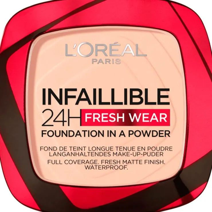 L'Oréal Paris Infaillible 24H Fresh Wear Foundation in a Powder