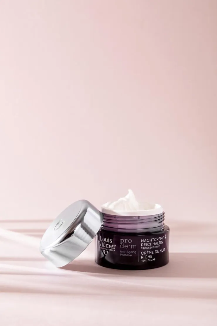 Louis Widmer Proderm Nachtcrème Rijke Textuur Licht Geparfumeerd 50 ML