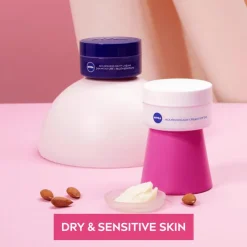 NIVEA Essentials +24h Voedende Nachtcrème 50 ML