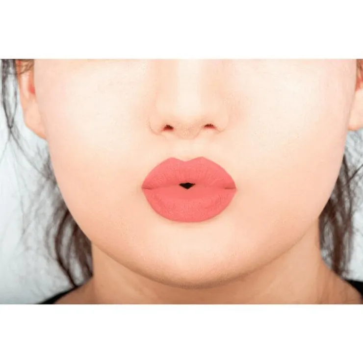 NYX Professional Makeup Soft Matte Lip Cream Smlc02