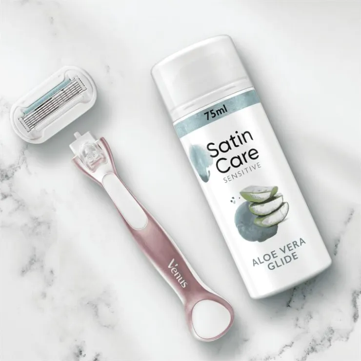 Heren Gillette Venus Satin Care Scheergel Gevoelige Huid Mini 75 ML